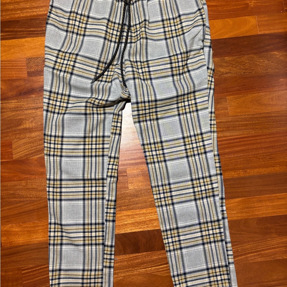 PacSun Black and Gray Dress Pants with Modern Straight-Leg Cut
